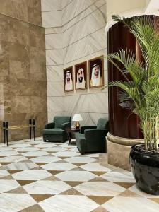 City Seasons Suites - 28