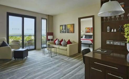 Staybridge Suites Yas Island Abu Dhabi, an IHG - 54