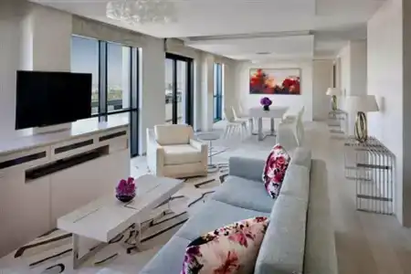 Hyatt Regency Dubai Creek Heights - 10