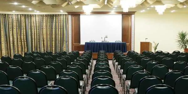 Golden Tulip Flamenco Cairo - 27