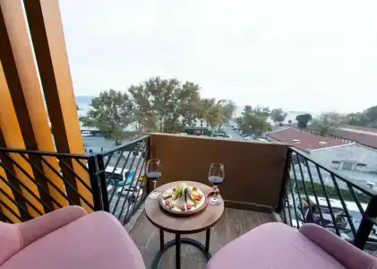 Meydan Besiktas - 56