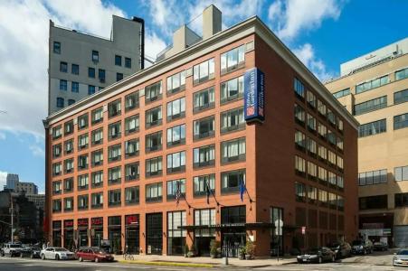 Hilton Garden Inn New York/Tribeca - 1