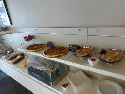 Best Western Plus La Corniche - 71