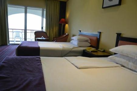 Sir James Resort - 40