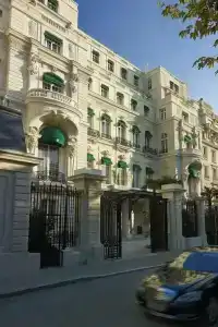 Shangri-La Paris - 1