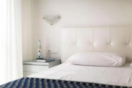 Cavallino Bianco - 98