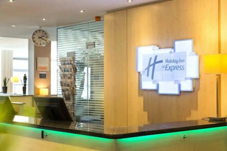 Holiday Inn Express Frankfurt Messe, an IHG - 26