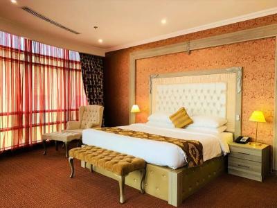Sapphire Plaza - 95