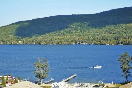 Courtyard by Marriott Lake George - 44