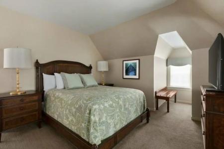 The Glidden House - 85