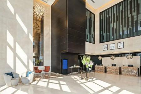 Radisson Blu, Dubai Canal View - 5