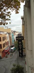 Maya - 40
