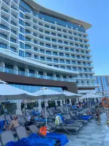 Hampton By Hilton Marjan Island - 43