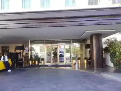 Shangri-La Bosphorus, Istanbul - 5