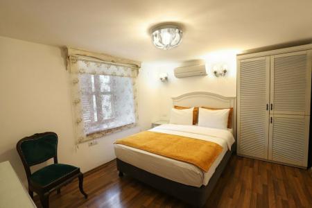 White Garden-Adult Only - 67