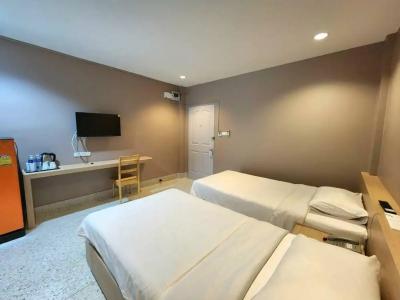 The Fifth Residence - 43