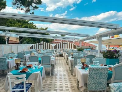 Catamaran Quality Times - 24