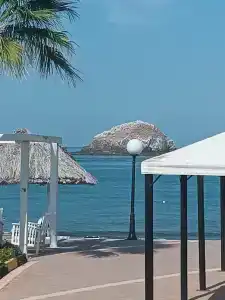 Royal Beach & Resort - 87