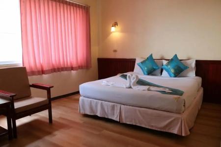 Chumphon Palace - 45