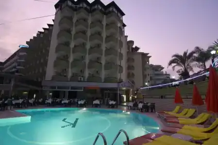 Kaila Krizantem - 99