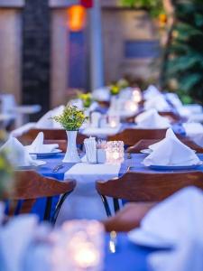 May Flower Apart - 88