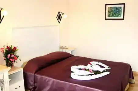 By Karaaslan Inn - 82