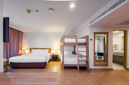 Prince Palace Bangkok - SHA Extra Plus - 80