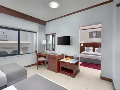 Admiral Plaza - 2
