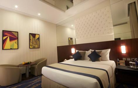 Raviz Center Point - 67