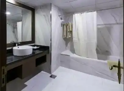 Howard Johnson Bur Dubai - 41