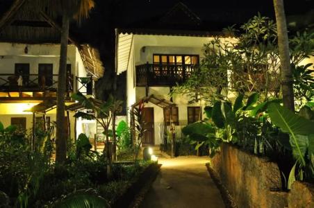 Langi Langi Beach Bungalows - 48