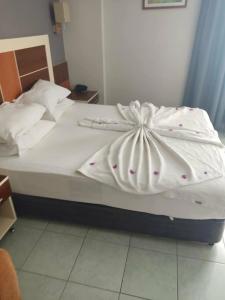 Kaila Krizantem - 16