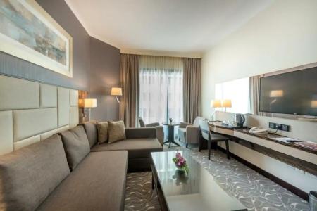 Hawthorn Suites by Wyndham Abu Dhabi City Center - 53