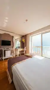 La Boutique & Suites - 66