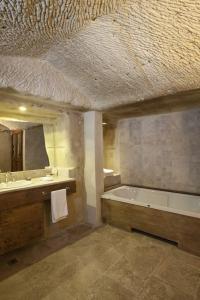 Fresco Cave Suites Cappadocia - 69