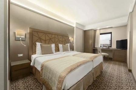 Ramada By Wyndham İstanbul Taksim - 74