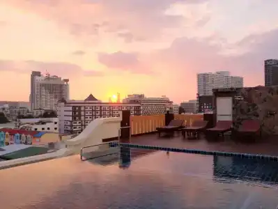 D Pattaya - 52