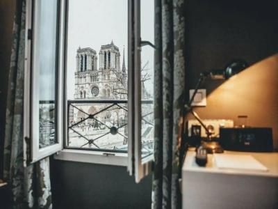 Le Notre Dame Saint Michel - 71