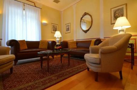 Siora Vittoria Boutique - 73