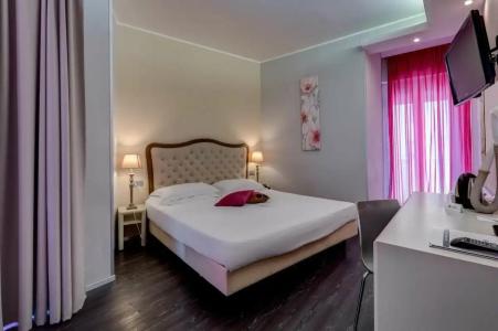 Best Western Maison B - 83