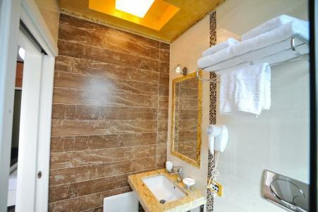 Iliria Internacional - 43