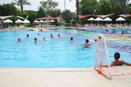 Queen's Park Le Jardin - 11