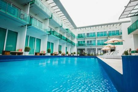KC Beach Club & Pool Villas - 4