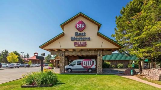 Best Western Plus GranTree Inn - 93