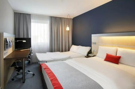 Holiday Inn Express Frankfurt Messe, an IHG - 48