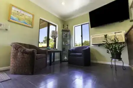 Lincoln Park Motel - 61