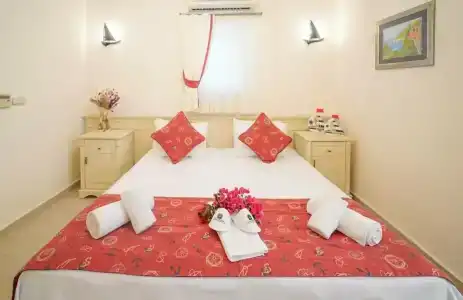 Alacati Marina Palace