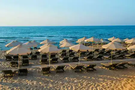 I Resort Beach & Spa - 6