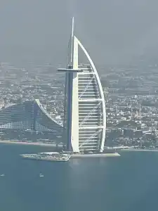 Holiday Inn Express Dubai - Jumeirah - 8