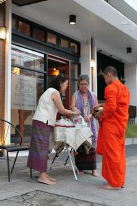 The Old City Wall Inn - 50